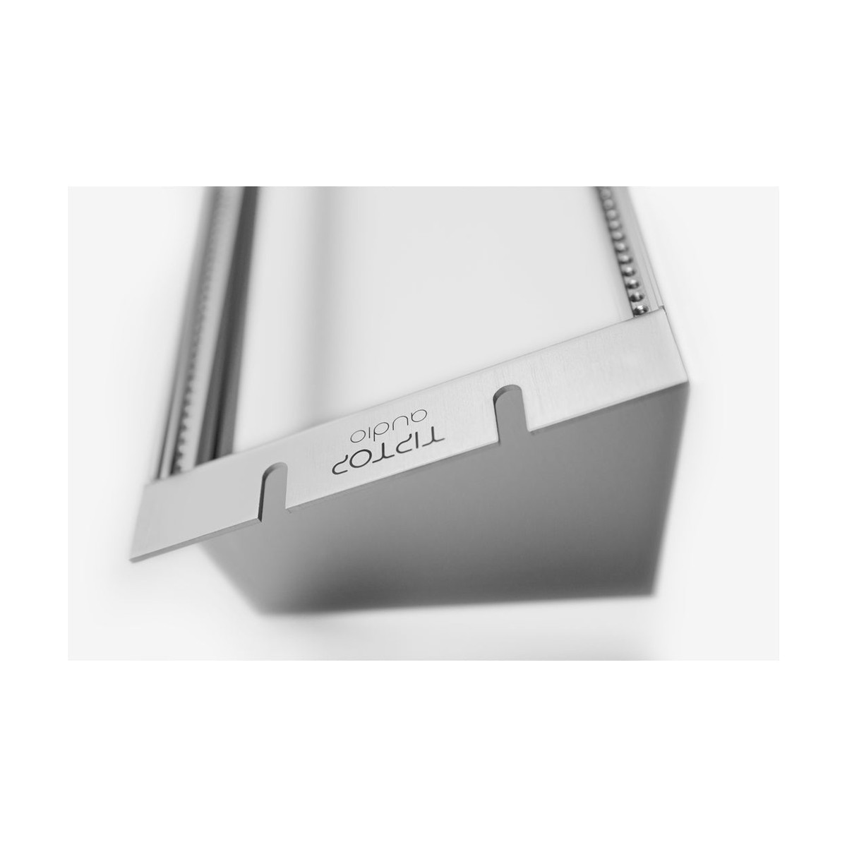 TipTop Audio Z-Ears 19 Rackmount or Tabletop – Silver (Pair)